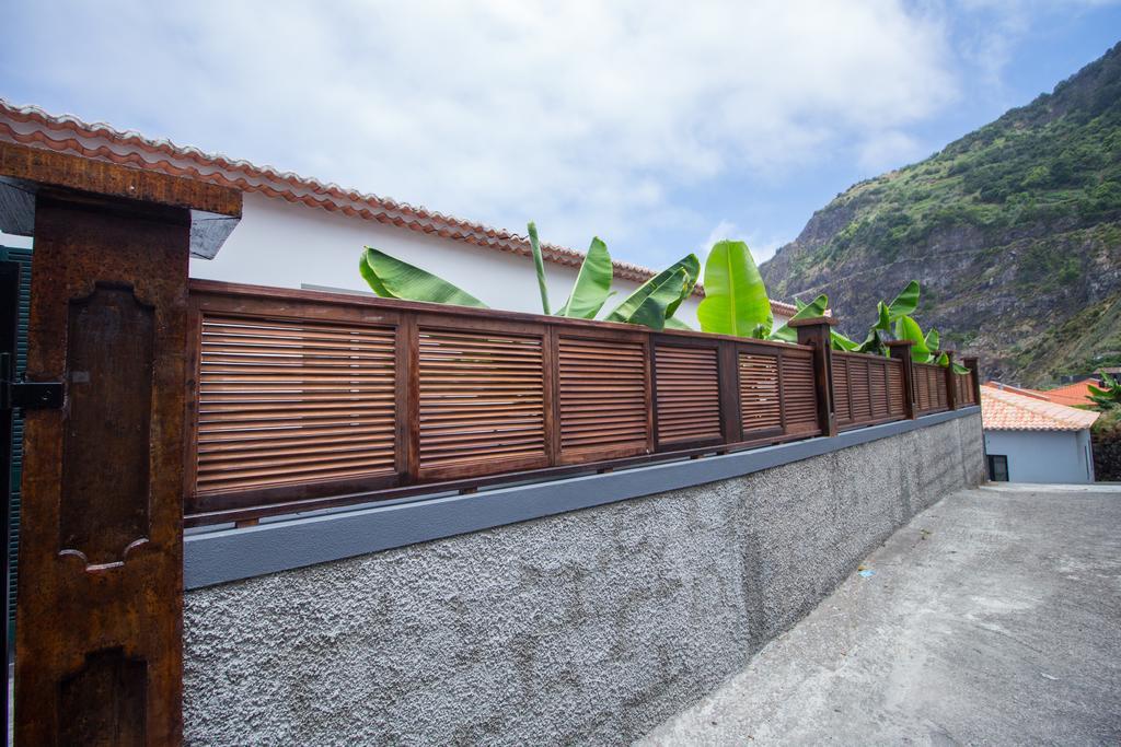 Oliveira'S Apartments - Madeira Island Ponta Delgada  Exteriör bild
