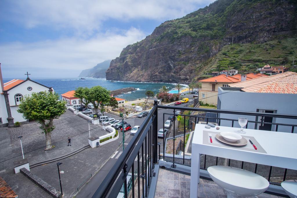 Oliveira'S Apartments - Madeira Island Ponta Delgada  Exteriör bild