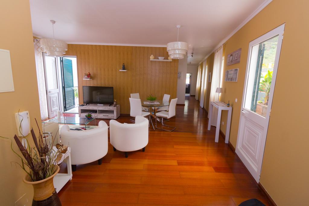 Oliveira'S Apartments - Madeira Island Ponta Delgada  Exteriör bild